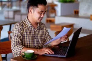 Start-up : pourquoi opter pour un compte en ligne ?