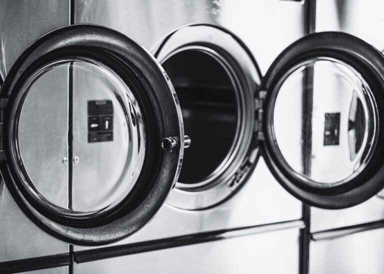 Comment bien choisir un lave-linge professionnel pour votre activité ? Nos conseils d’expert