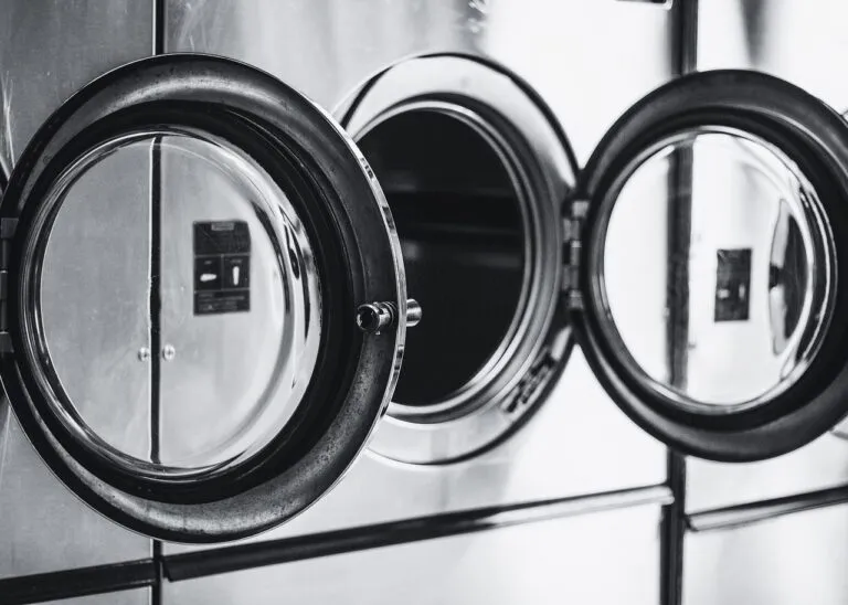 Comment bien choisir un lave-linge professionnel pour votre activité ? Nos conseils d’expert