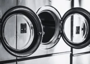 Comment bien choisir un lave-linge professionnel pour votre activité ? Nos conseils d’expert