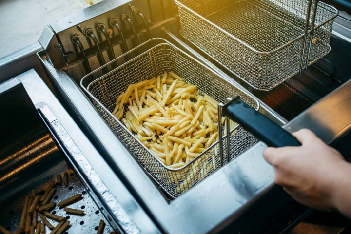 barquettes de frites en aluminium