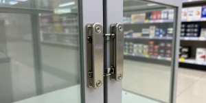 serrure pour vitrine