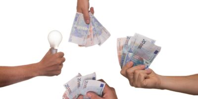 Crowdfunding_:_introduction_et_principes_de_base_pour_les_investisseurs_novices