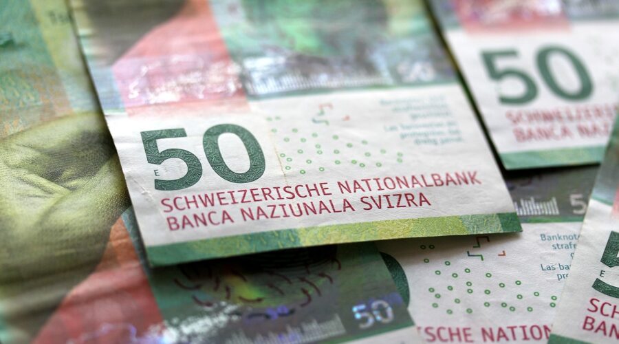 Pourquoi_les_banques_n’octroient_plus_de_prêts_en_CHF