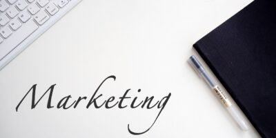 Totems_signalétiques_:_le_nouveau_support_marketing_pour_booster_votre_entreprise